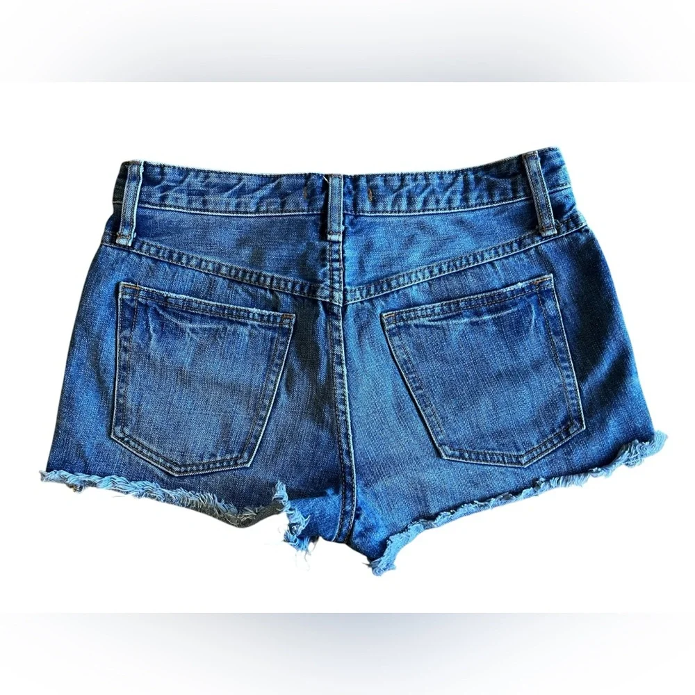 Free People FP Women’s Boho Button-Fly Cut Off Denim Jean Shorts Sz 27 High-Rise - Picture 4 of 9